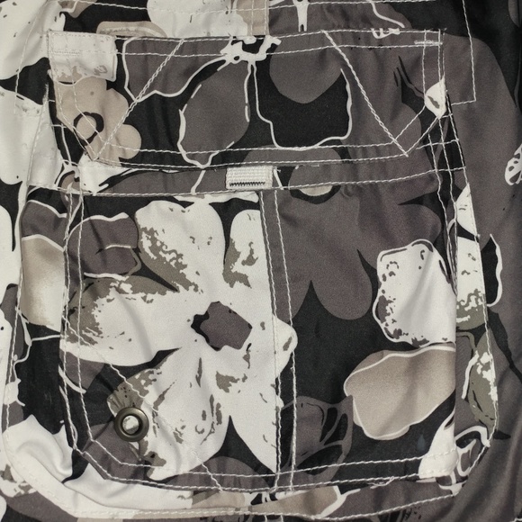 $$-3 for $20   Swim Trunks/Shorts - Picture 4 of 5